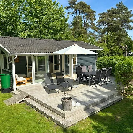 1970s Summer House With 400 Meters To Feriehus